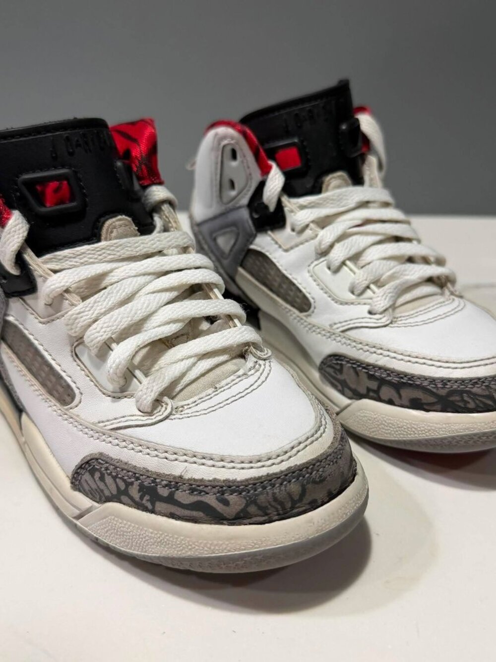 Jordan Nike Son of Mars White Red Elephant Print Youth Size 11c